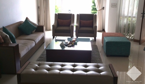 1032,Luxury House,Meda Welikada Road, Rajagiriya