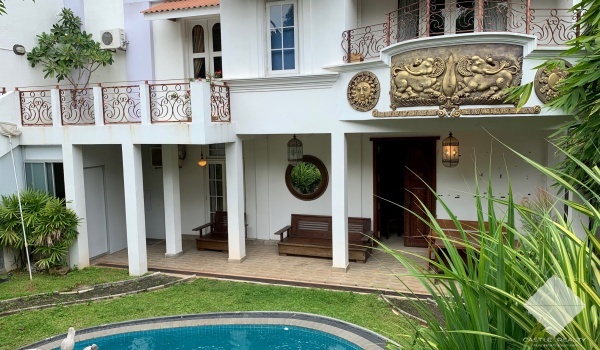 1124,Luxury House,Raja Maha Vihara Road, Nugegoda