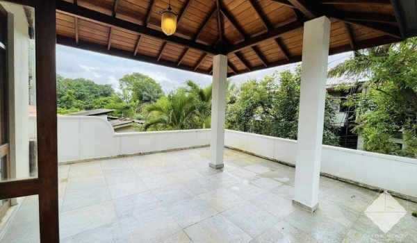 1304,Modern House,Old Nawala Road, Nawala