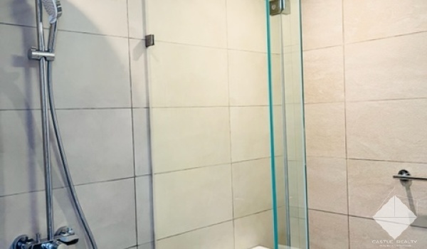 1305,Luxury Apartment,Luna Tower, Colombo 2