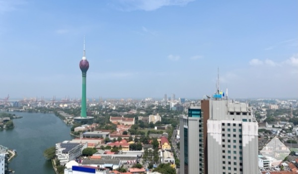 1326,Luxury Apartment,Luna Tower, Colombo 2
