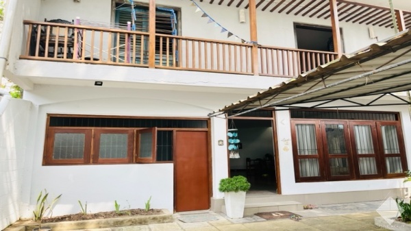 1332,House,Weerasinghe Gardens,Etul Kotte