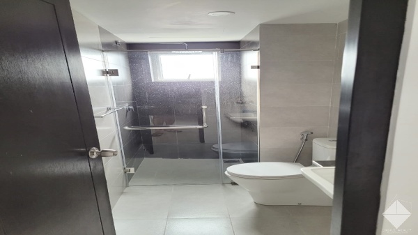 1496,Apartment,Treasure Trove,Colombo 8