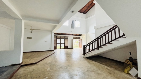 1615,Modern House,Holy Emmanuel Church Road, Moratuwa
