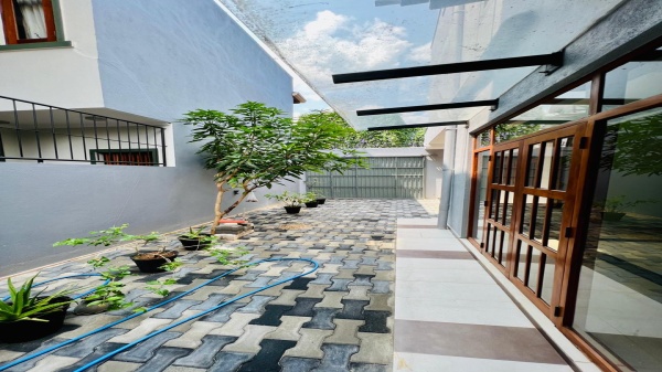 1672,Modern House,Wettasinghe Mawatha, Nawala