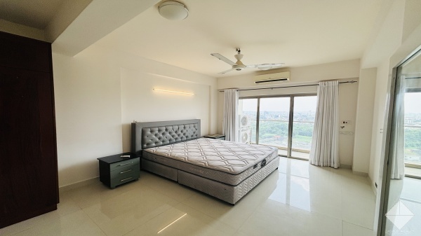 1678,Luxury Apartment,Iconic 110 Residencies, Rajagiriya