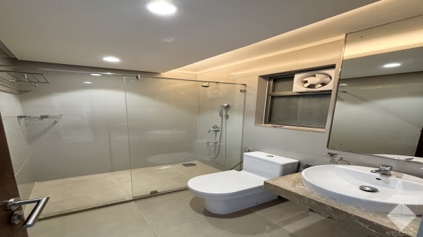 1678,Luxury Apartment,Iconic 110 Residencies, Rajagiriya