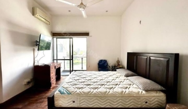 1689,Apartment,Temple Lane, Nawala