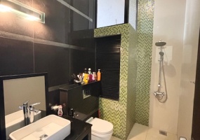 1694,Luxury House,St Peters Road, Moratuwa