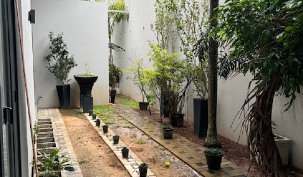 1694,Luxury House,St Peters Road, Moratuwa