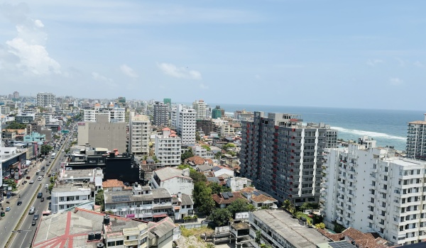 1701,Luxury Apartment,Galle Road, Colombo 4