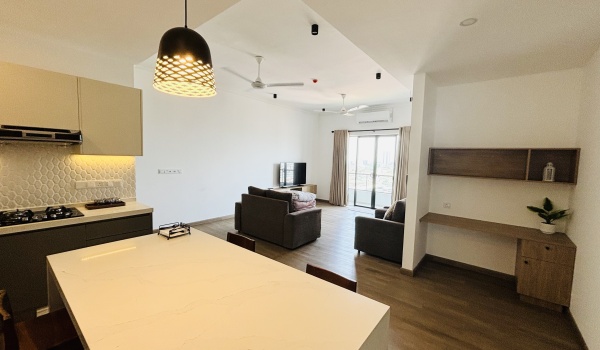 1701,Luxury Apartment,Galle Road, Colombo 4
