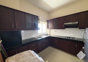 1719,Apartment,Shruberry Gardens, Colombo 4