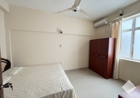 1719,Apartment,Shruberry Gardens, Colombo 4
