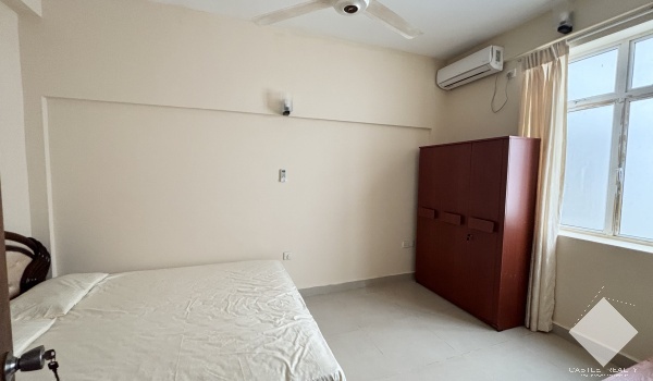 1719,Apartment,Shruberry Gardens, Colombo 4