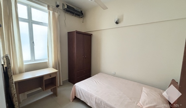 1719,Apartment,Shruberry Gardens, Colombo 4